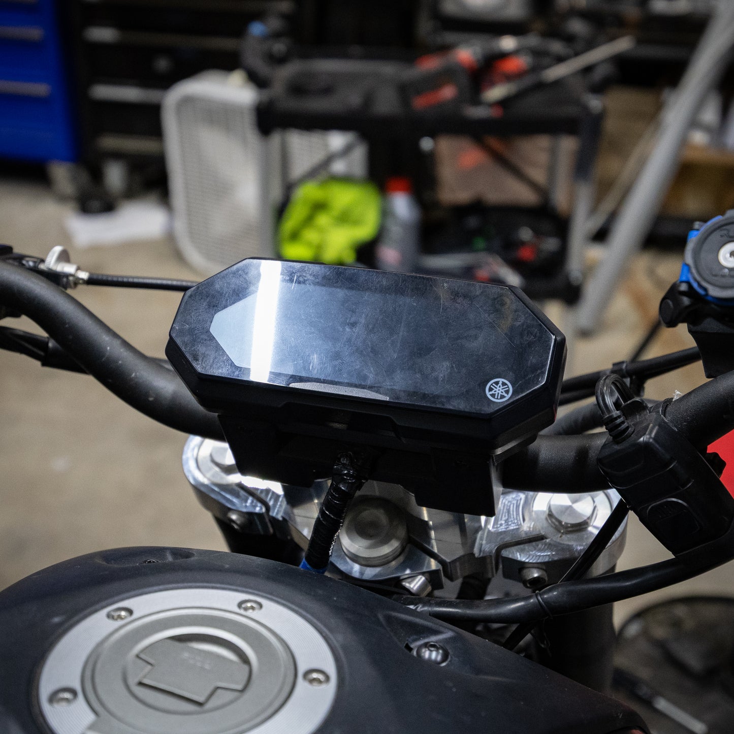 2021-2022 MT07 Dash Mount for Outlaw Triple
